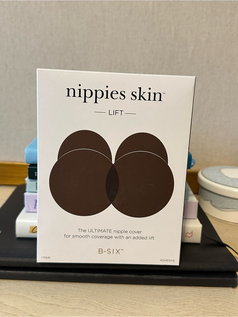 B-SIX Lift Adhesive Nipple Covers - Brown